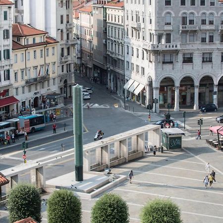 Slataper 11 Tirabora Short Rent Lägenhet Trieste Exteriör bild