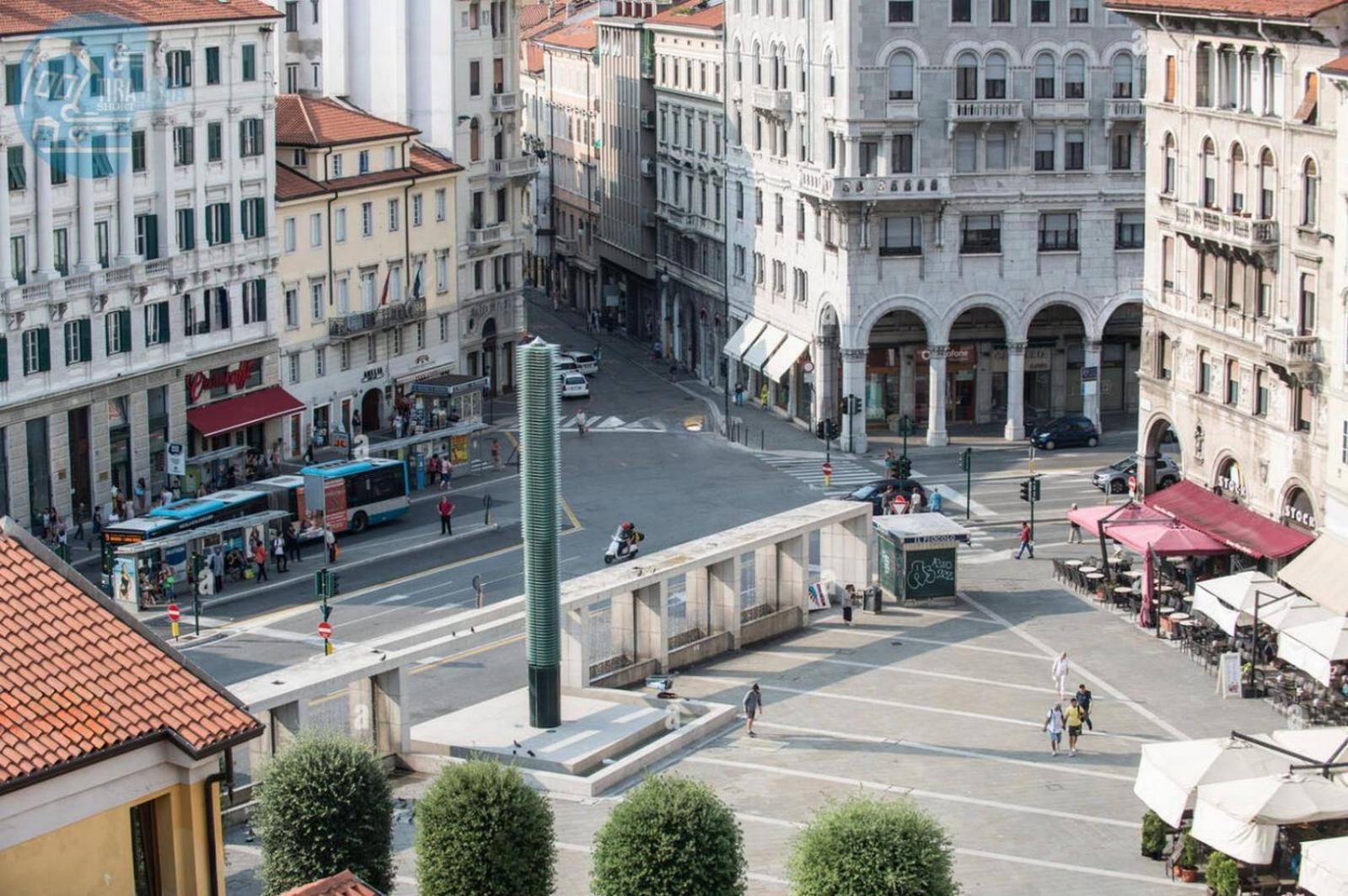 Slataper 11 Tirabora Short Rent Lägenhet Trieste Exteriör bild
